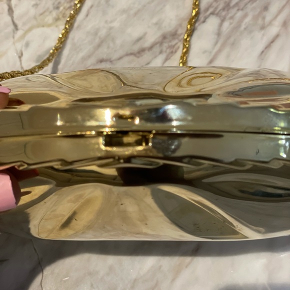 Vintage Gold Coin Purse with Chain - Picture 8 of 9